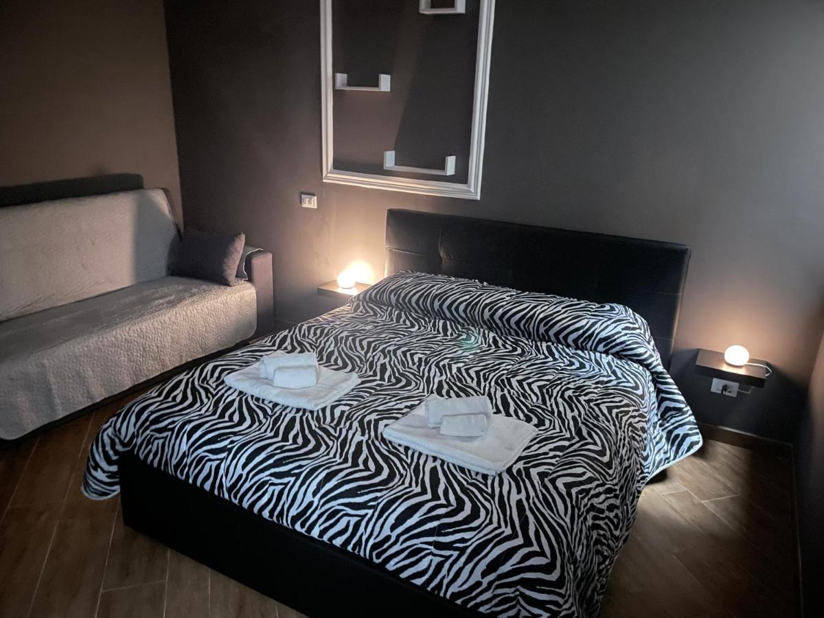 B&B Miramare Suite Borgo Taranto Exteriör bild