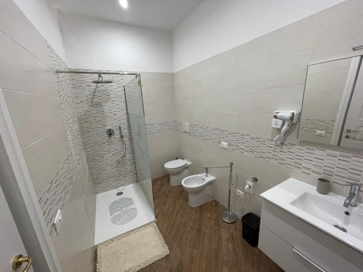 B&B Miramare Suite Borgo Taranto Exteriör bild